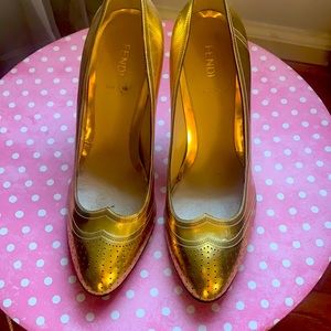 Fendi 4” high heels